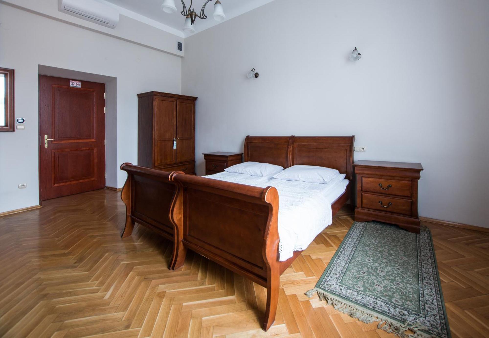 Aparthotel Basztowa — Zdjęcia 1